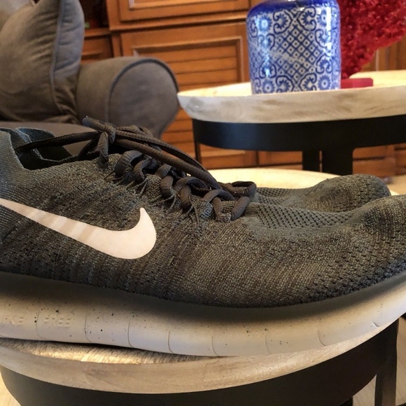 NIKE FREE RUN FLYKNIT 2017 MENS RUNNING SHOES 11 - Picture 6 of 6